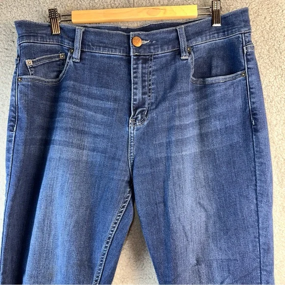 Mugsy Jeans Men's 36x30 Blue Kinzies Cotton Blend Straight Leg Distressed Denim - Picture 3 of 13